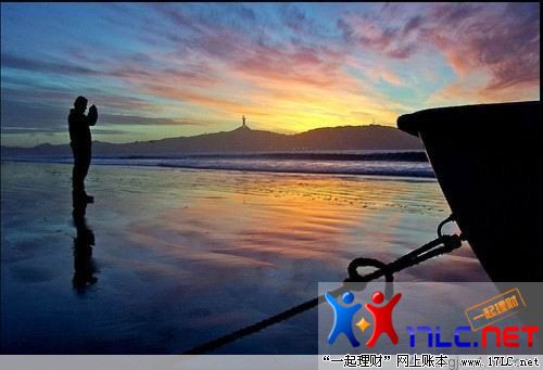 http://photo.xiaonei.com/getphoto.do?id=636809845&owner=242878440&pos=19