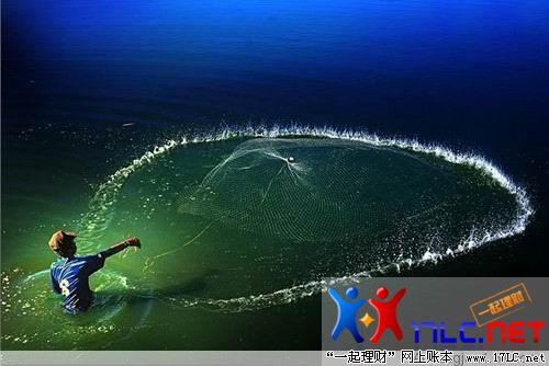 http://photo.xiaonei.com/getphoto.do?id=636797535&owner=242878440&pos=14